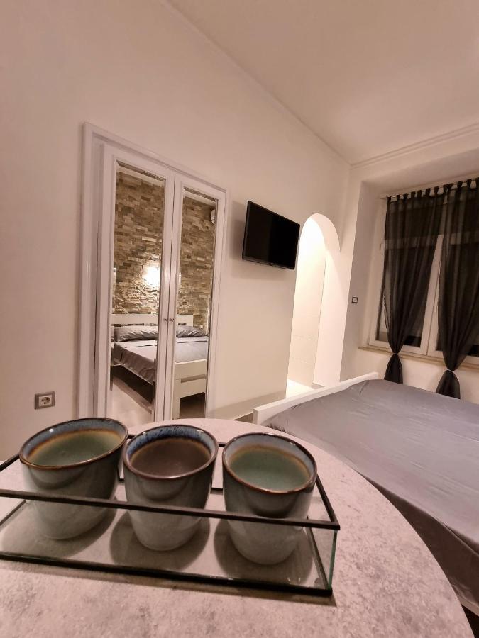 Apartment Amfiteatar Pula Luaran gambar