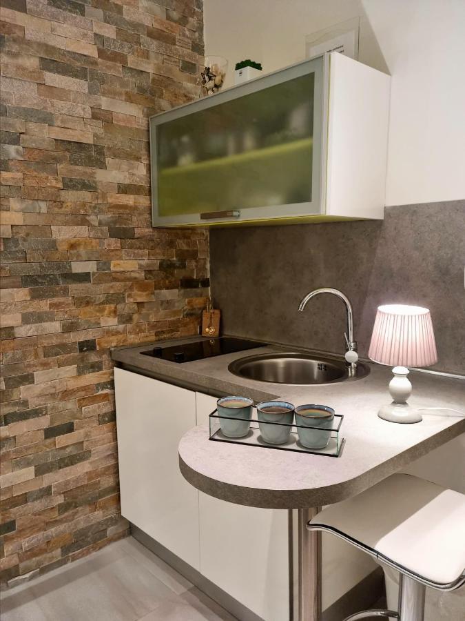Apartment Amfiteatar Pula Luaran gambar